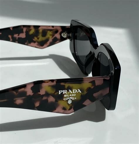 prada pr 23ys black|Prada Symbole Square Women's Sunglasses, PR 23YS .